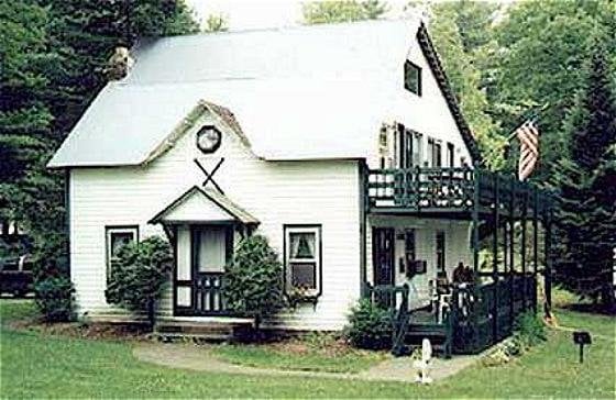 The Elms Waterfront Cottages Lake Luzerne