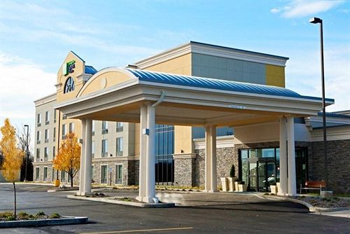 Hotel Holiday Inn Express Batavia Darien Lake  | Batavia | Nueva York | United States 18