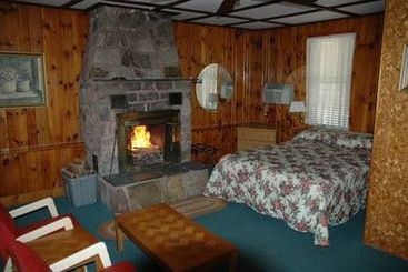 Hotel Complejo Prague Motor Inn Lake Placid  | Lake Placid | Nueva York | United States 4