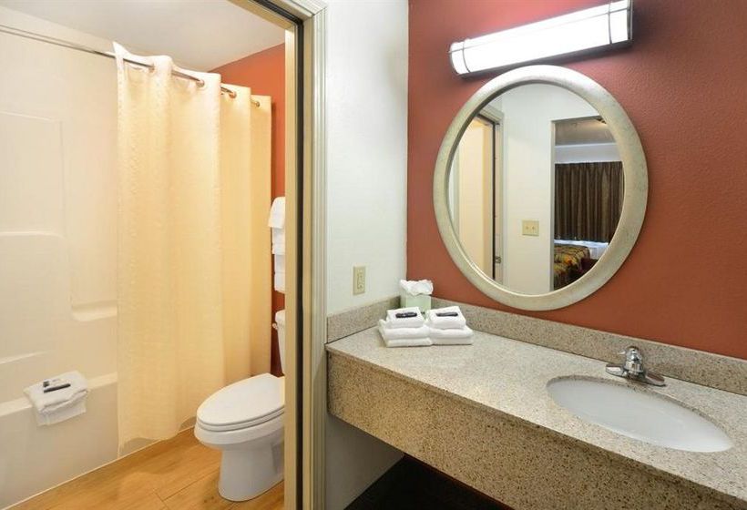 Hotel Red Roof Inn Glens Falls - Lake George  | Queensbury | Nueva York | United States 4