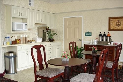 Hotel Cocca's Inn & Suites Wolf Rd, Albany Airport  | Albany | Nueva York | United States 4