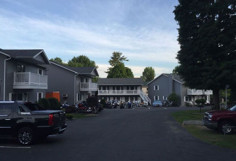 Hotel Americas Best Value Inn & Suites Lake George Complejo  | Lake George | Nueva York | United States 14