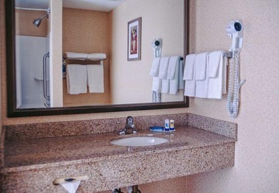 Hotel Fairfield Inn Medford Long Island 