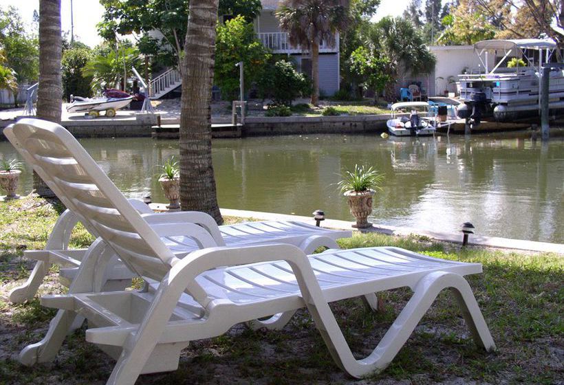 Hidden Harbor Suites by JE Hotels & Resorts Inc Fort Myers Beach Florida