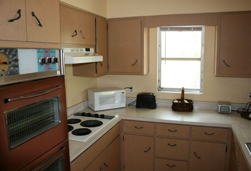 Hidden Harbor Suites by JE Hotels & Resorts Inc  | Fort Myers Beach | Florida | United States 11