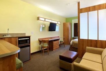 Microtel Inn & Suites by Wyndham Lehigh 