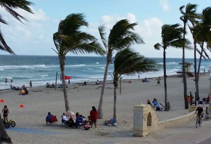 La Terrace Plaza Motel  | Hollywood | Florida | United States 16