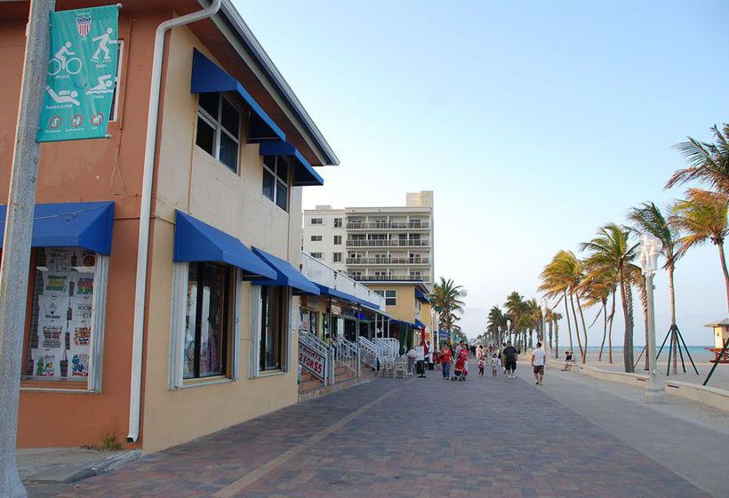 La Terrace Plaza Motel  | Hollywood | Florida | United States 9