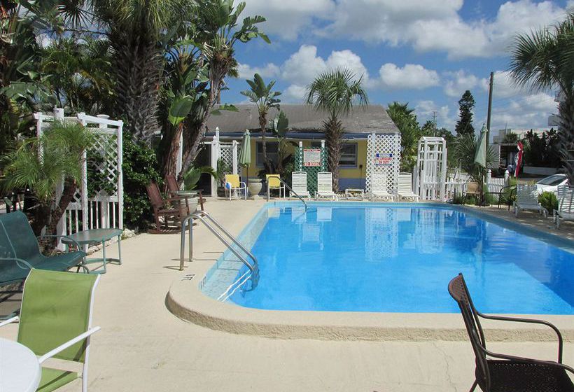 Amber Tides Motel  | Clearwater Beach | Florida | United States 1