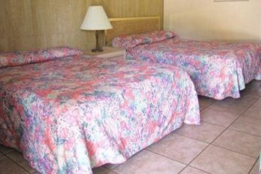 Conty's Motel  | Naples | Florida | United States 5