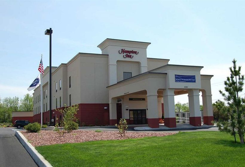 Hampton Inn Geneseo Geneseo