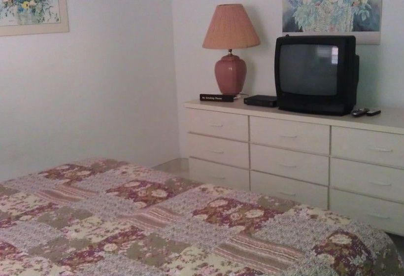 Deerfield Buccaneer Resort Apartments  | Deerfield Beach | Florida | United States 9