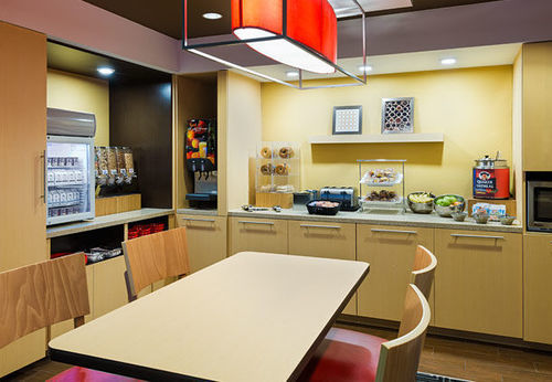 TownePlace Suites Pensacola  | Pensacola | Florida | United States 10