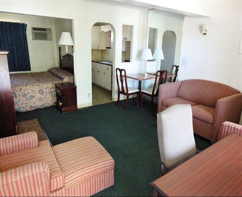 Budget Inn Ocean Resort   | Pompano Beach | Florida | United States 17