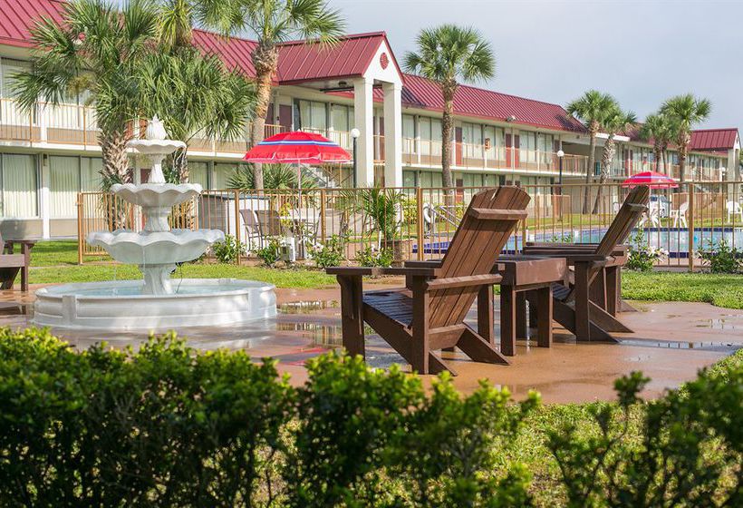 Hotel Travelers Inn Dundee  