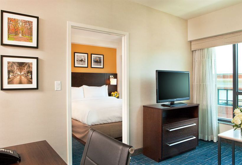 Residence Inn Boston Back Bay Fenway  | Boston | Massachusetts | United States 10
