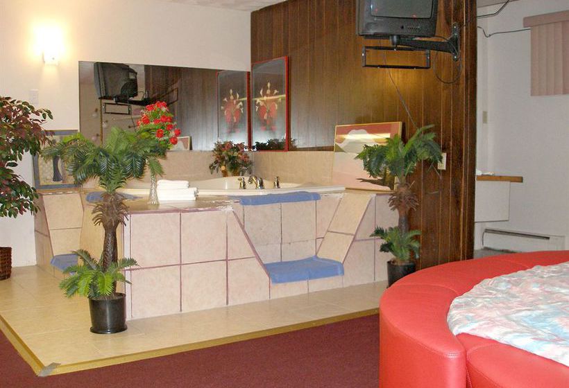 Motel Driftwood Suites