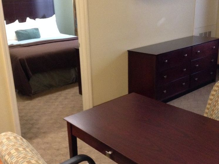 Hotel Crestwood Suites Lakeland  | Lakeland | Florida | United States 20