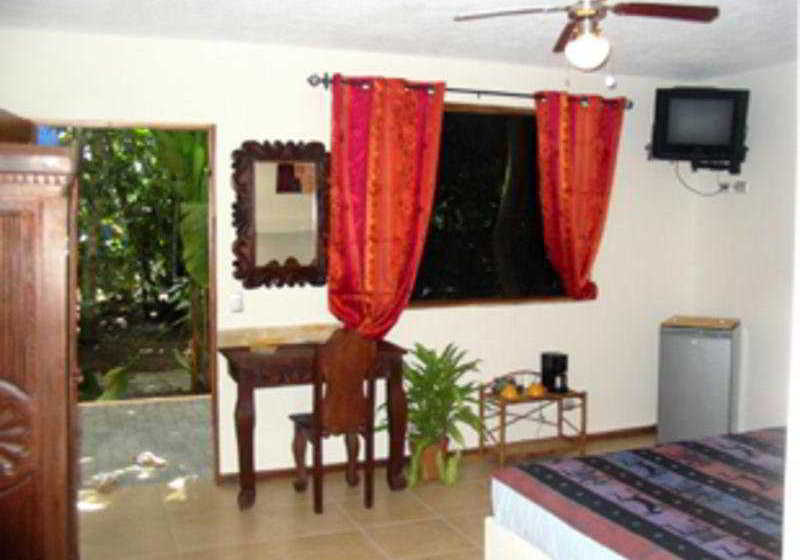 Totem Hotel Beach Resort  | Playa Cocles | Limon | Costa Rica 8