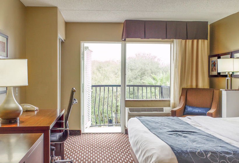 Hotel Comfort Suites Downtown  | Saint Augustine | Florida | United States 4