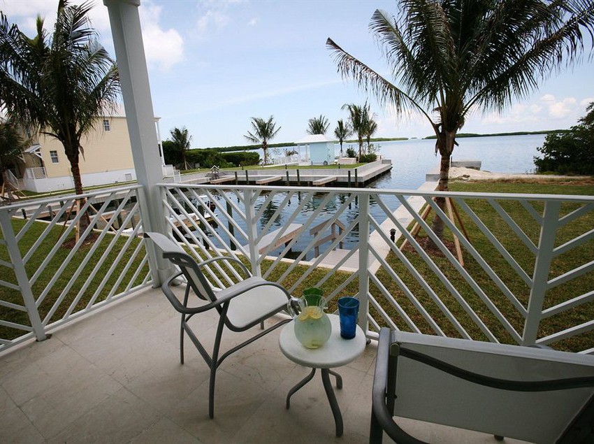 Hotel The Islander, Bayside Townhomes & Boat Slips  | Islamorada | Florida | United States 3