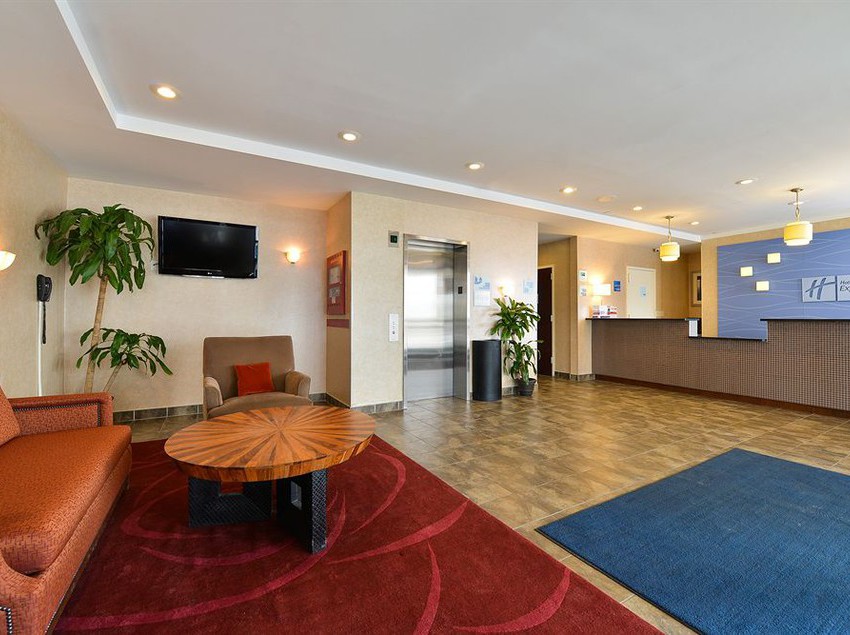 Hotel Holiday Inn Express Staten Island West