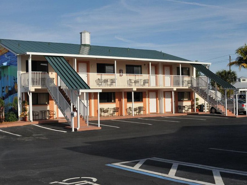 Motel Tip Top Isles Resort & Marina  | Fort Myers Beach | Florida | United States 2