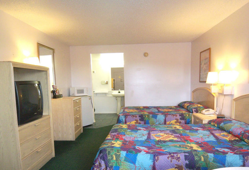 Hotel Magic Castle Inn & Suites  | Kissimmee | Florida | United States 7