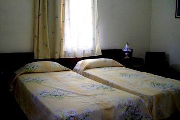 Hotel Hostal Palacio Azul  | Punta Gorda | Cienfuegos Province | Cuba 1