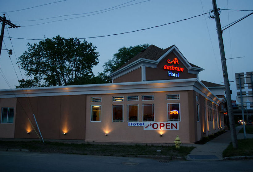 Aashram Hotel By Niagra River  | Niagara Falls | Nueva York | United States 11