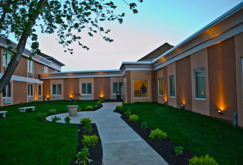 Aashram Hotel By Niagra River  | Niagara Falls | Nueva York | United States 7