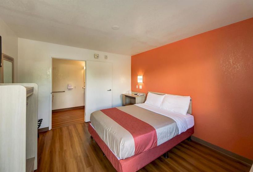 Motel 6 Lakeland  | Lakeland | Florida | United States 18