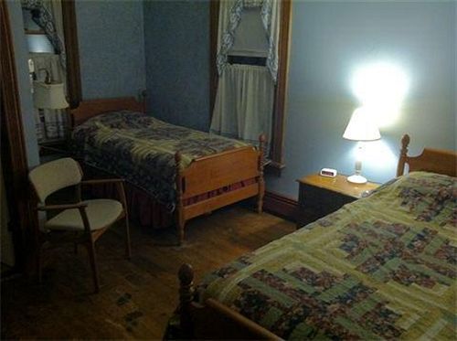 Bed and Breakfast The Willow Tree Inn 