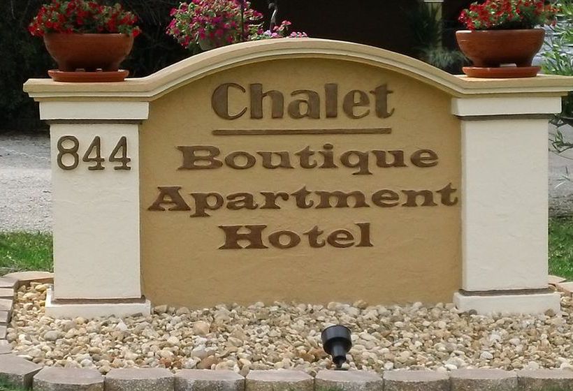 Wiggins Pass Chalet  | Naples | Florida | United States 14