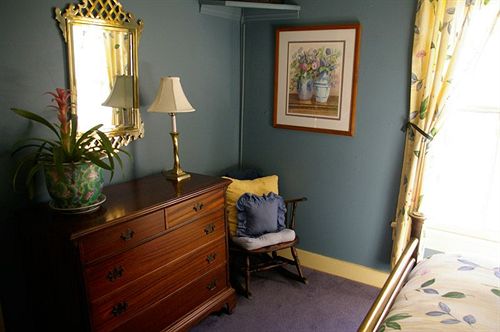 Bed and Breakfast The Kenwood Inn 