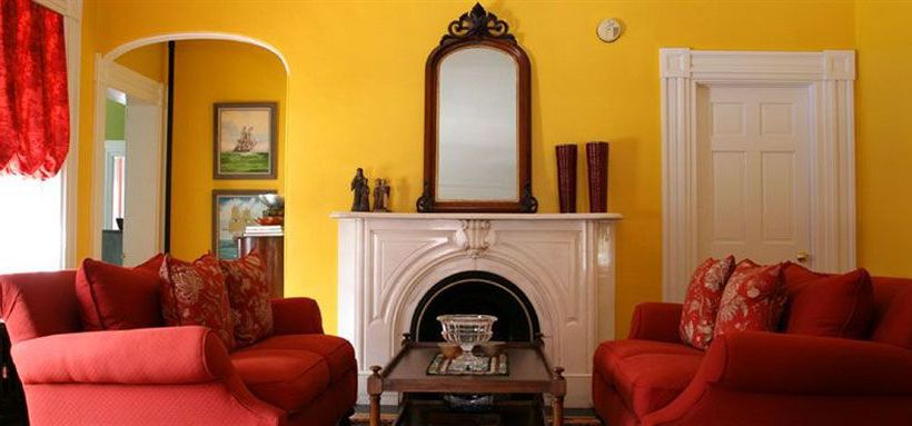 Bed and Breakfast Brambles Inn & Gardens 