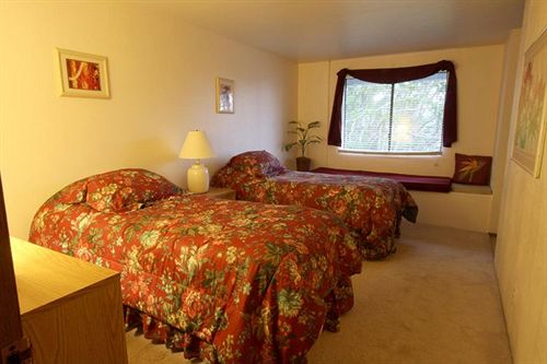 Pension Halana Lodge  | Volcano | Hawaii | United States 10