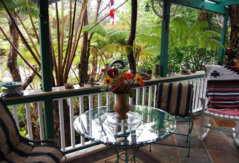 Bed and Breakfast The Artist Cottage  | Volcano | Hawaii | United States 1