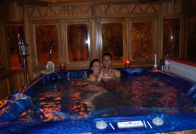 Bed and Breakfast The Artist Cottage  | Volcano | Hawaii | United States 18