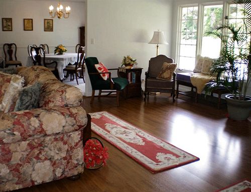 At The End Of The Road Bed & Breakfast Volcano Hawaii