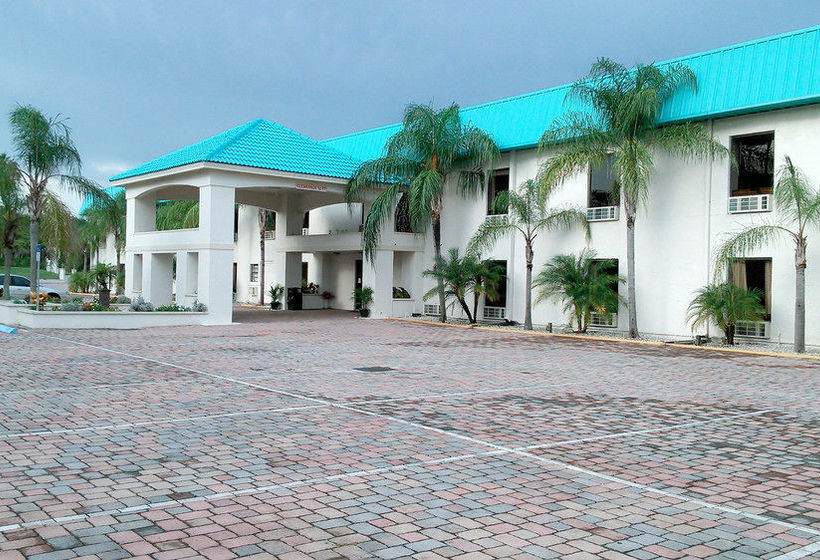 Hotel Pier Ii Resort  | Okeechobee | Florida | United States 11