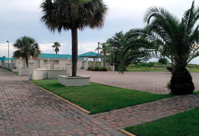 Hotel Pier Ii Resort  | Okeechobee | Florida | United States 16