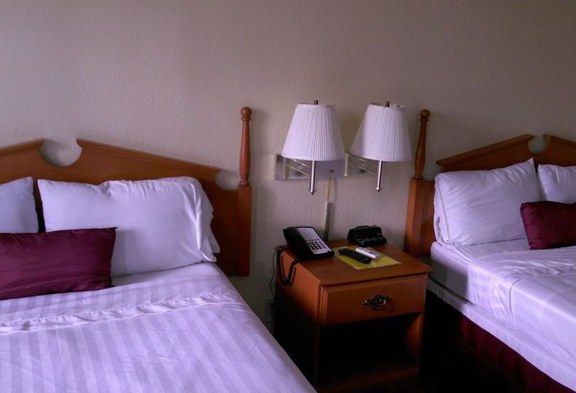 Hotel Pier Ii Resort  | Okeechobee | Florida | United States 17