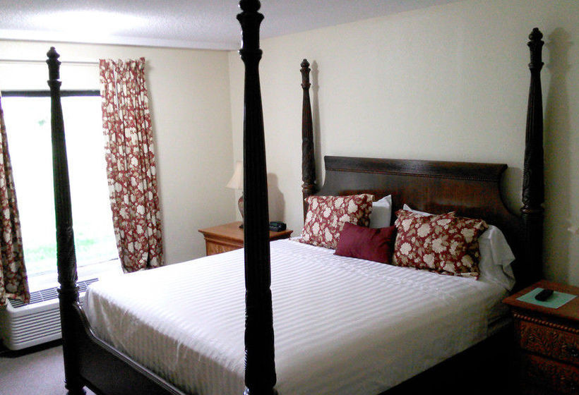 Hotel Pier Ii Resort  | Okeechobee | Florida | United States 9