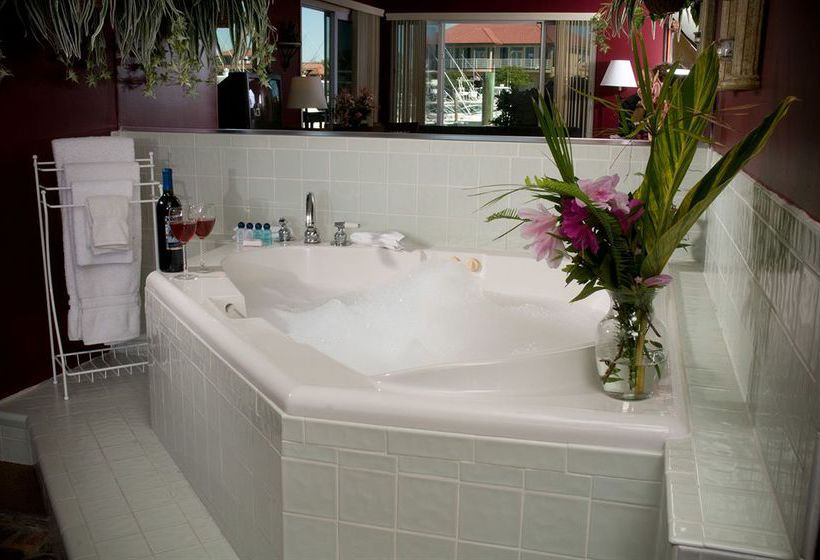 Bed and Breakfast Inn At Camachee Harbor 