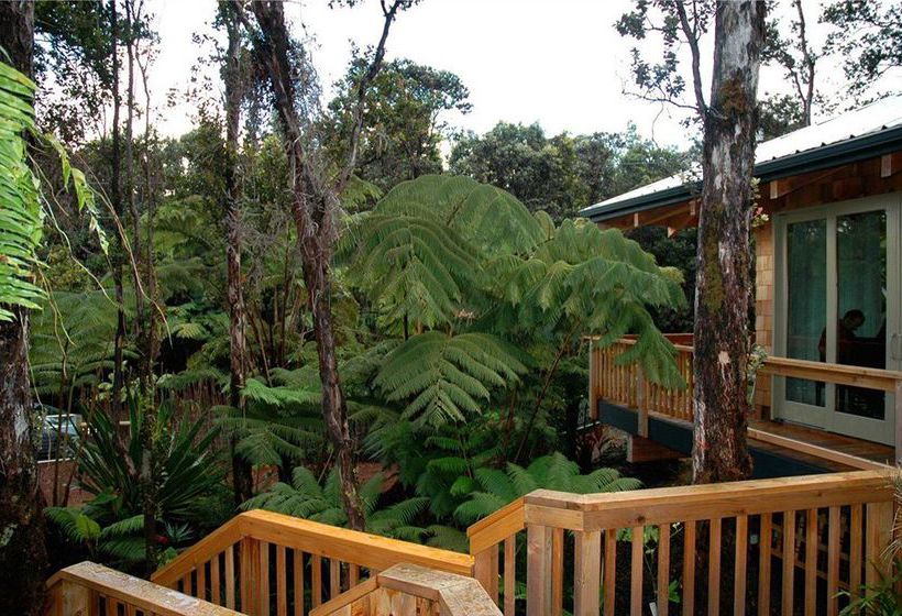 Bed and Breakfast At The Crater's Edge  | Volcano | Hawaii | United States 1