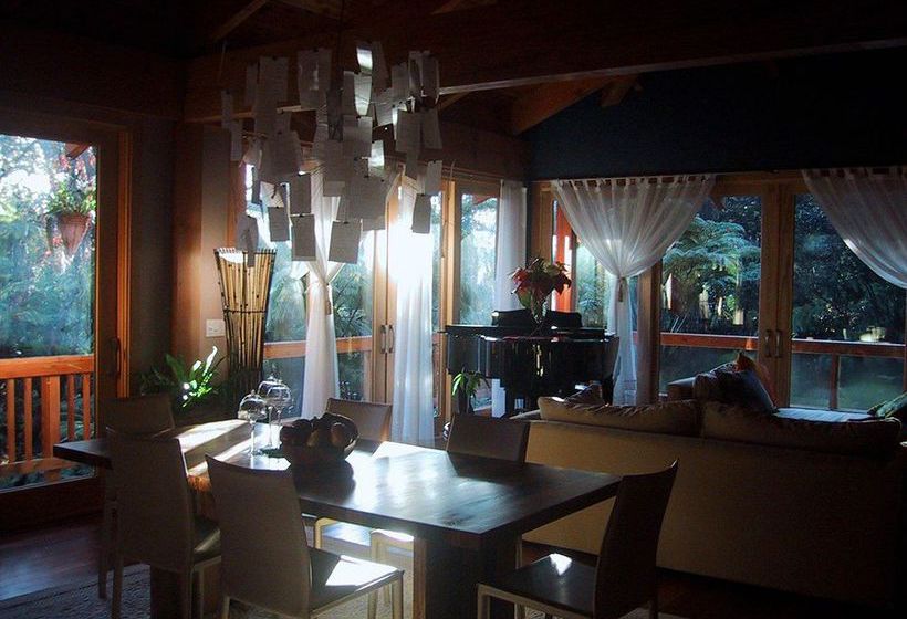 Bed and Breakfast At The Crater's Edge  | Volcano | Hawaii | United States 16