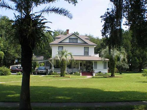 Alling House Bed And Breakfast 