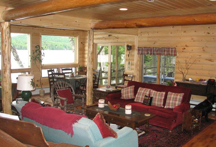 Kiwassa Lake Bed & Breakfast And Cabins 
