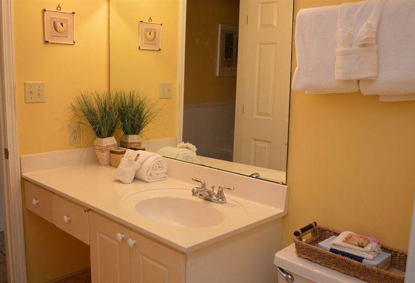 Resortquest Rentals at Crystal Villas  | Destin | Florida | United States 18